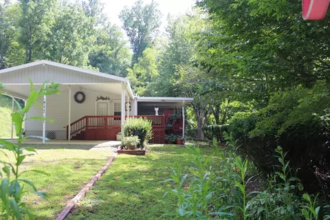 Exterior - 4 Twins Ln, Sylva, NC 28779 photo 6 of 16
