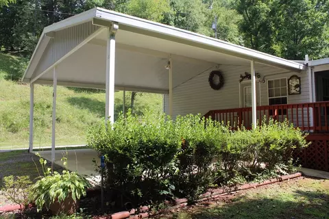 Exterior - 4 Twins Ln, Sylva, NC 28779 photo 2 of 16