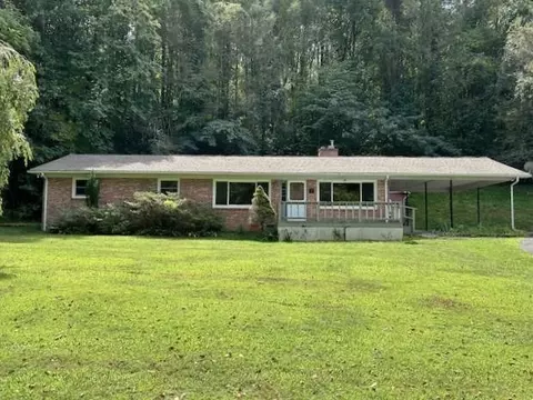 258 Hidden Valley Rd, Sylva, NC 28779