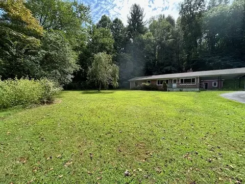 Exterior - 258 Hidden Valley Rd, Sylva, NC 28779 photo 5 of 8
