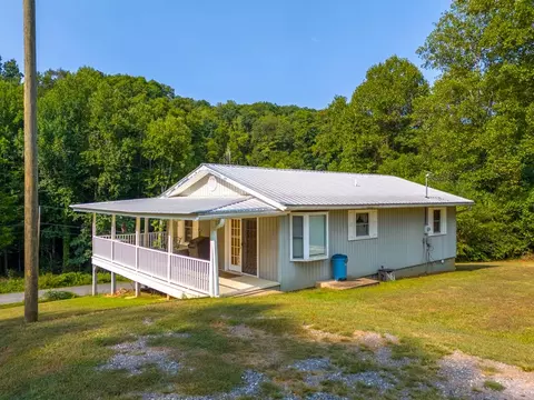 Exterior - 30 Gregory Rd, Franklin, NC 28734 photo 1 of 26