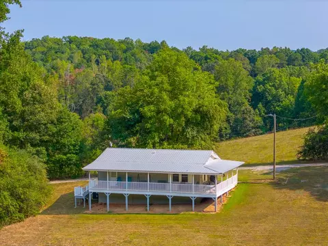 Exterior - 30 Gregory Rd, Franklin, NC 28734 photo 16 of 26