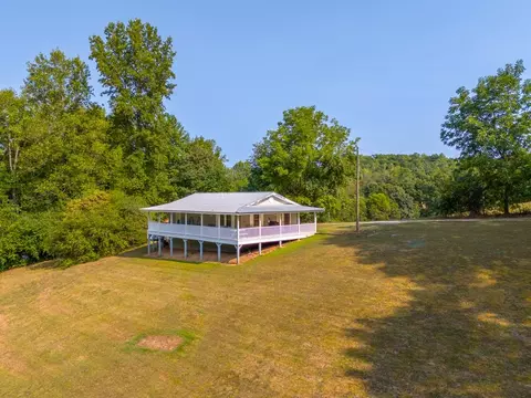 Exterior - 30 Gregory Rd, Franklin, NC 28734 photo 7 of 26