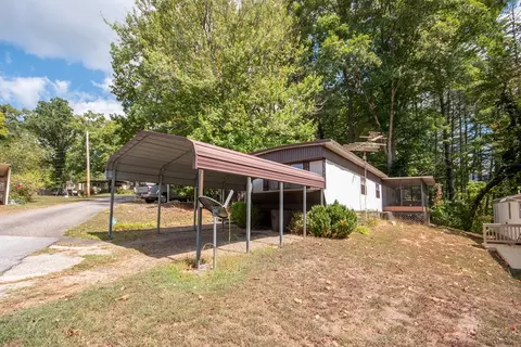 3610 Apt 27 Highlands Rd, Franklin, NC 28734