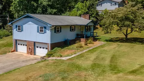 478 Dellwood Rd, Franklin, NC 28734