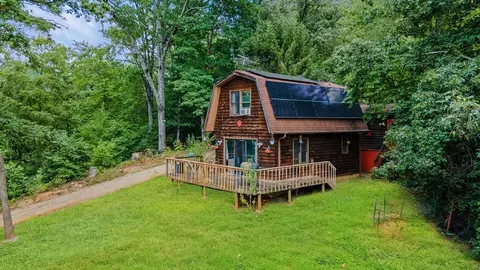 1021 Kinsland Rd, Franklin, NC 28734