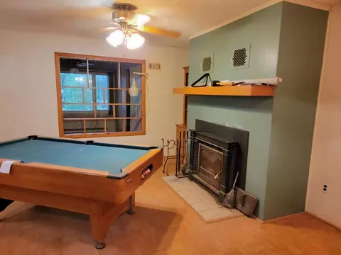 226 Glass Shanty Cir, Franklin, NC 28734