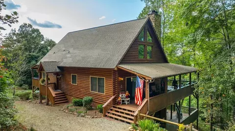 125 Evergreen Trl, Franklin, NC 28734