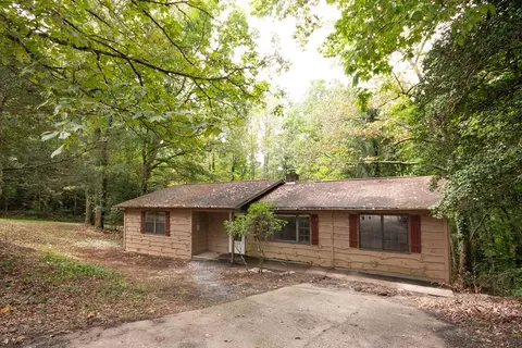 16 Stonebrook Dr, Franklin, NC 28734