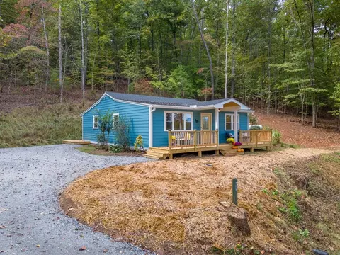 97 Silver Spruce, Franklin, NC 28734