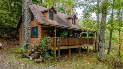 268 Fruitwood Trl, Sylva, NC 28779
