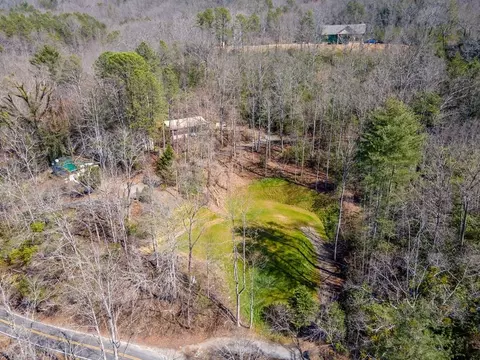 6251 Grassy Br, Bryson City, NC 28713