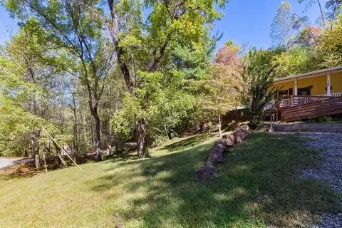 Exterior - 27 Egret Ln, Sylva, NC 28779 photo 4 of 7