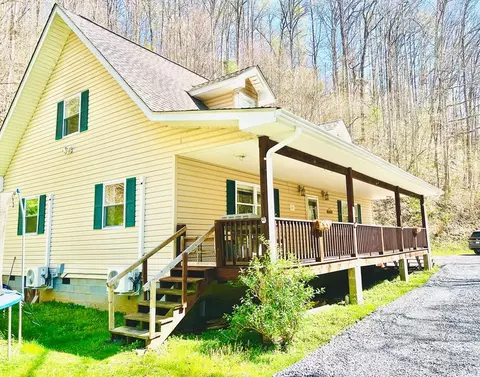 1437 Dark Ridge Rd, Sylva, NC 28779