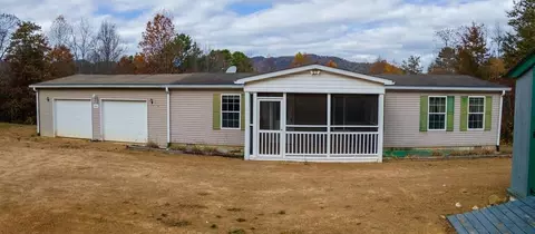 246 Rowland Rdg, Franklin, NC 28734