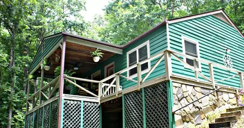 281 Jarrett Hills Rd, Dillsboro, NC 28725