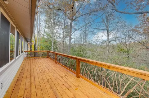 446 Willow Pond Rd, Franklin, NC 28734 photo 6