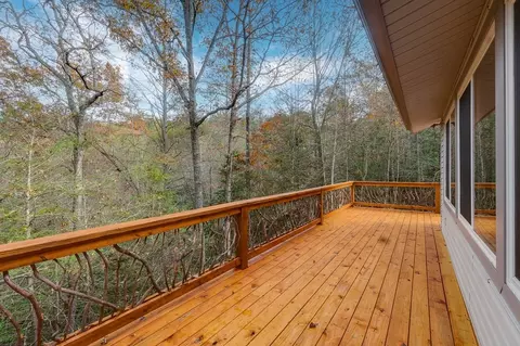 446 Willow Pond Rd, Franklin, NC 28734 photo 5