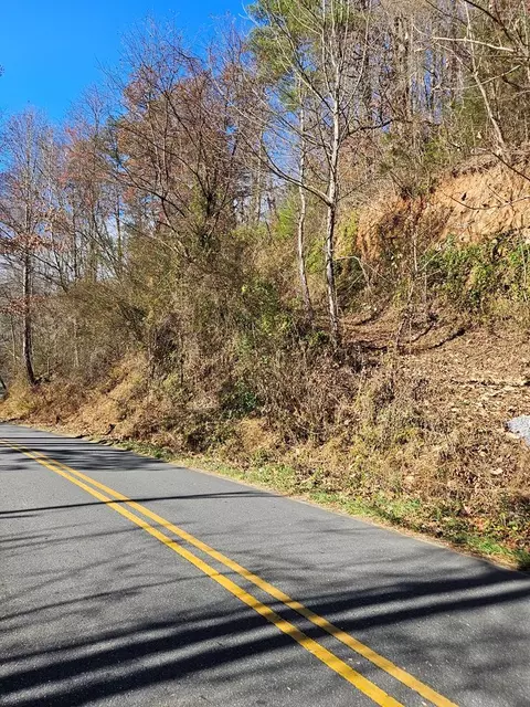 2611 Wayehutta Rd, Cullowhee, NC 28723