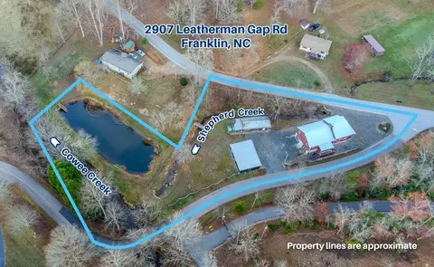 2907 Leatherman Gap Rd, Franklin, NC 28734