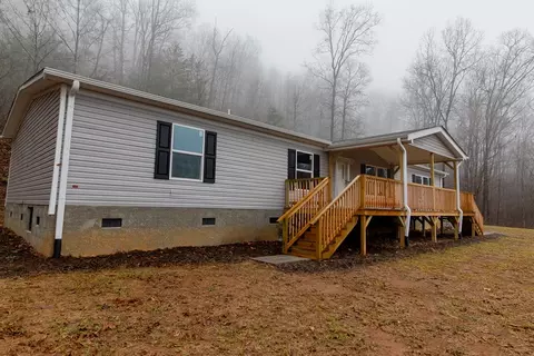 195 Fallen Oak Ln, Sylva, NC 28779 photo 4