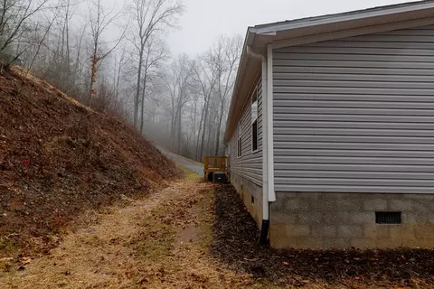 195 Fallen Oak Ln, Sylva, NC 28779 photo 5