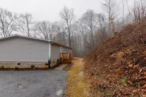 195 Fallen Oak Ln, Sylva, NC 28779 photo 6