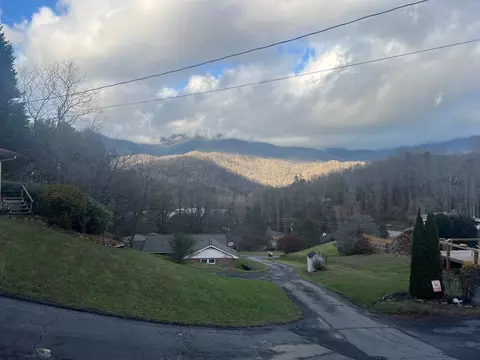Exterior - 98 Pinnacle View Rd, Sylva, NC 28779 photo 10 of 13