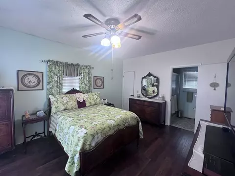 Bedroom - 98 Pinnacle View Rd, Sylva, NC 28779 photo 1 of 4