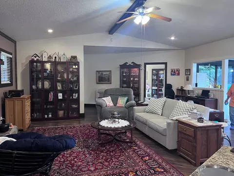 Living - 98 Pinnacle View Rd, Sylva, NC 28779 photo 2 of 4