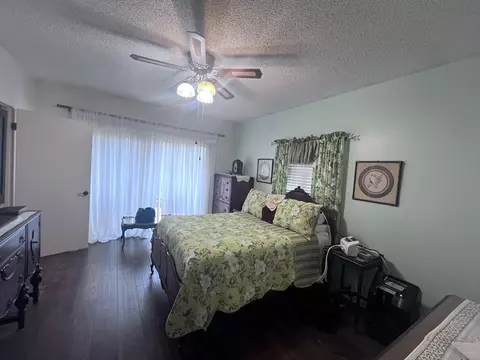 Bedroom - 98 Pinnacle View Rd, Sylva, NC 28779 photo 2 of 4