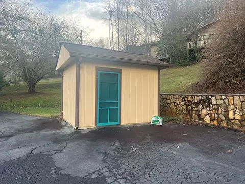 Exterior - 98 Pinnacle View Rd, Sylva, NC 28779 photo 13 of 13