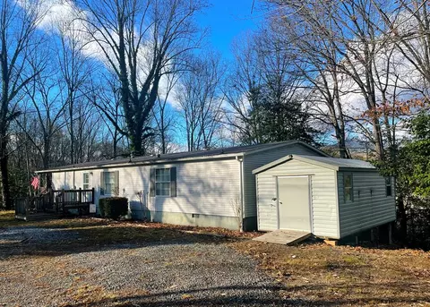 130 Brickfarm Rd, Sylva, NC 28779
