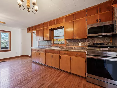 Kitchen - 142 Dirt Rd, Sylva, NC 28779 photo 2 of 2