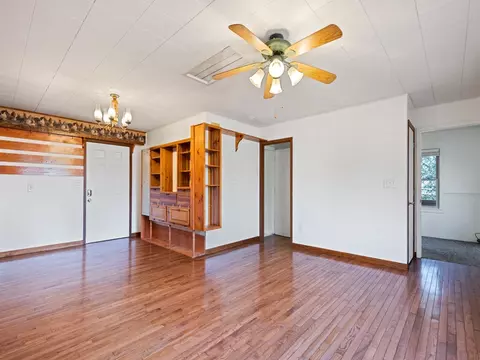 Living - 142 Dirt Rd, Sylva, NC 28779 photo 2 of 5