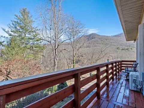 Exterior - 142 Dirt Rd, Sylva, NC 28779 photo 4 of 7