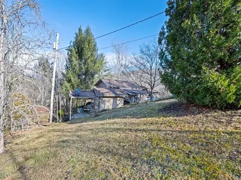 Exterior - 142 Dirt Rd, Sylva, NC 28779 photo 1 of 7