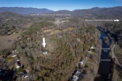 260 Davis Rd, Sylva, NC 28779 photo 6