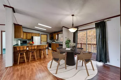 Dining - 1080 Sutton Br, Sylva, NC 28779 photo 1 of 2