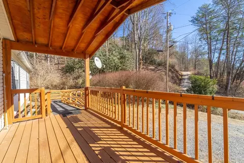 Exterior - 1080 Sutton Br, Sylva, NC 28779 photo 8 of 10