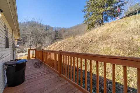 Exterior - 1080 Sutton Br, Sylva, NC 28779 photo 6 of 10