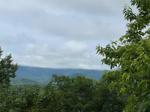 00 Garden Flats Rd, Franklin, NC 28734