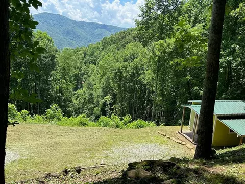 0 Pigeon Creek Rd, Bryson City, NC 28713