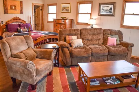 77 Nash Trl, Bryson City, NC 28713