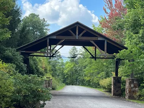 lot5 Sweet Shrub Ln, Franklin, NC 28734