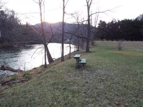 83 Younge Ln, Dillsboro, NC 28725 photo 3
