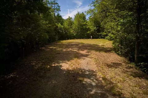 320 Scarlett Oak Rdg, Bryson City, NC 28713