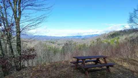 0 Featherstone Dr, Franklin, NC 28734