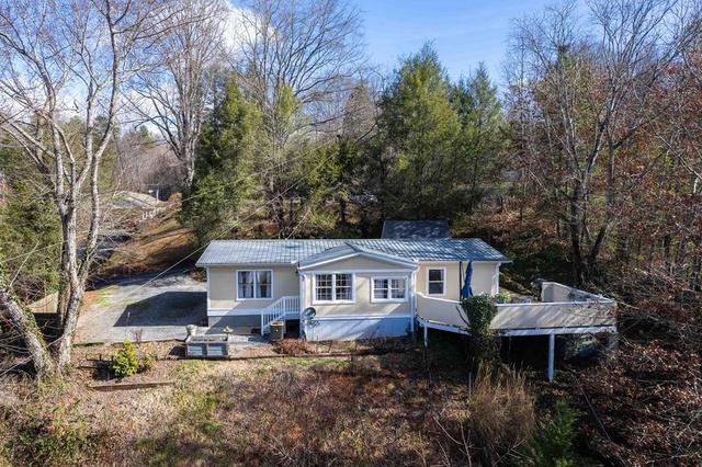28779 32 Mystic Ln, Sylva, NC 28779 | MLS# 26039999 | 34 Photos - Movoto