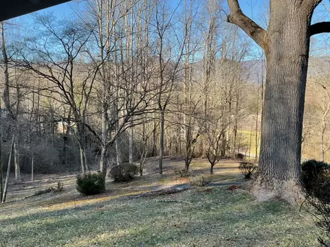 176 Walter Ashe Rd, Sylva, NC 28779 photo 6
